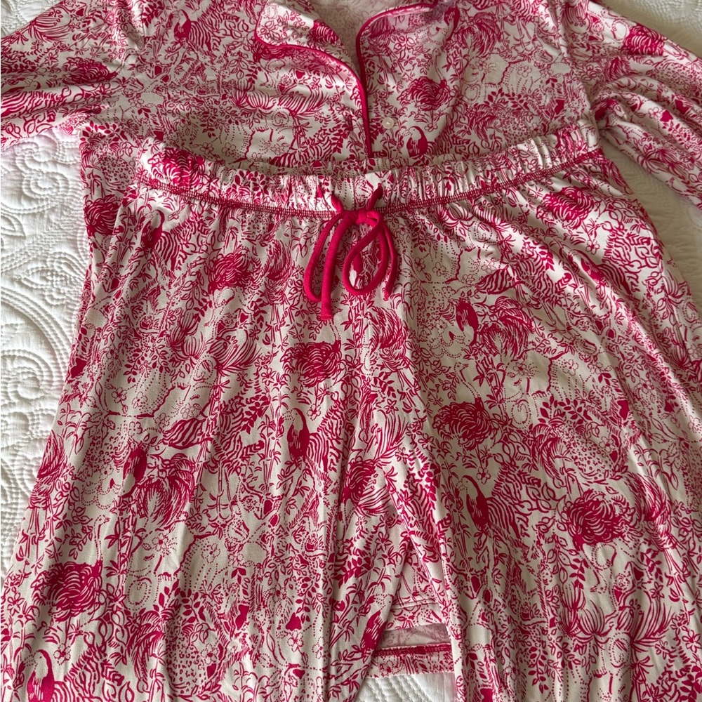 Pink and White Patterned pajamas.  NWOT